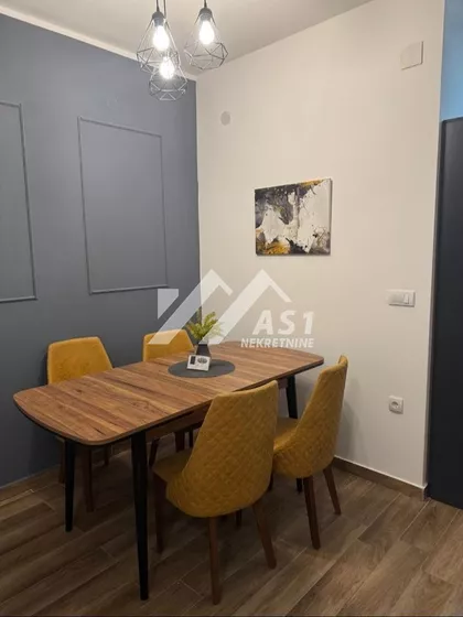 Novosadska | 4zida.rs