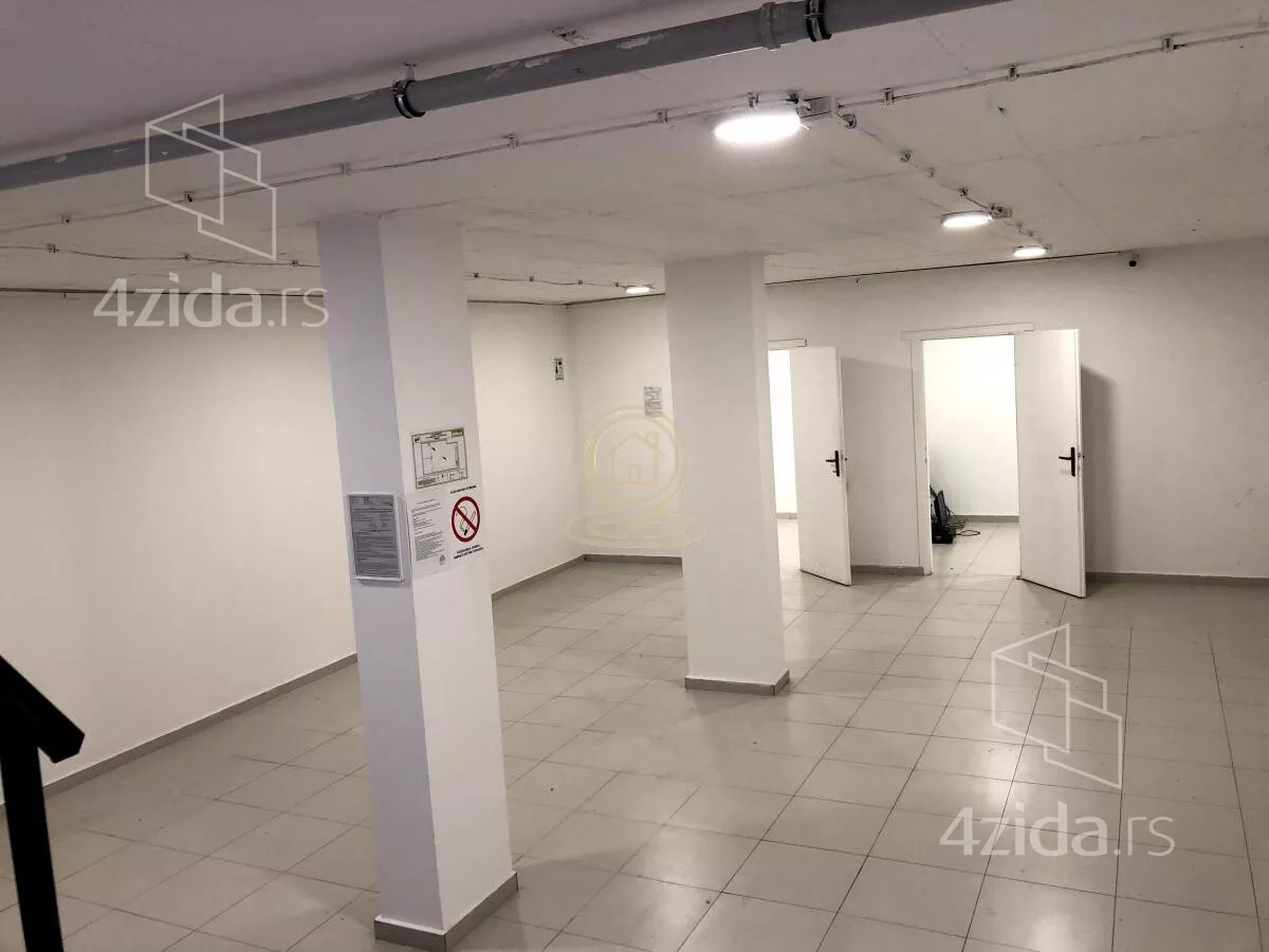 Poslovni prostor | 4zida