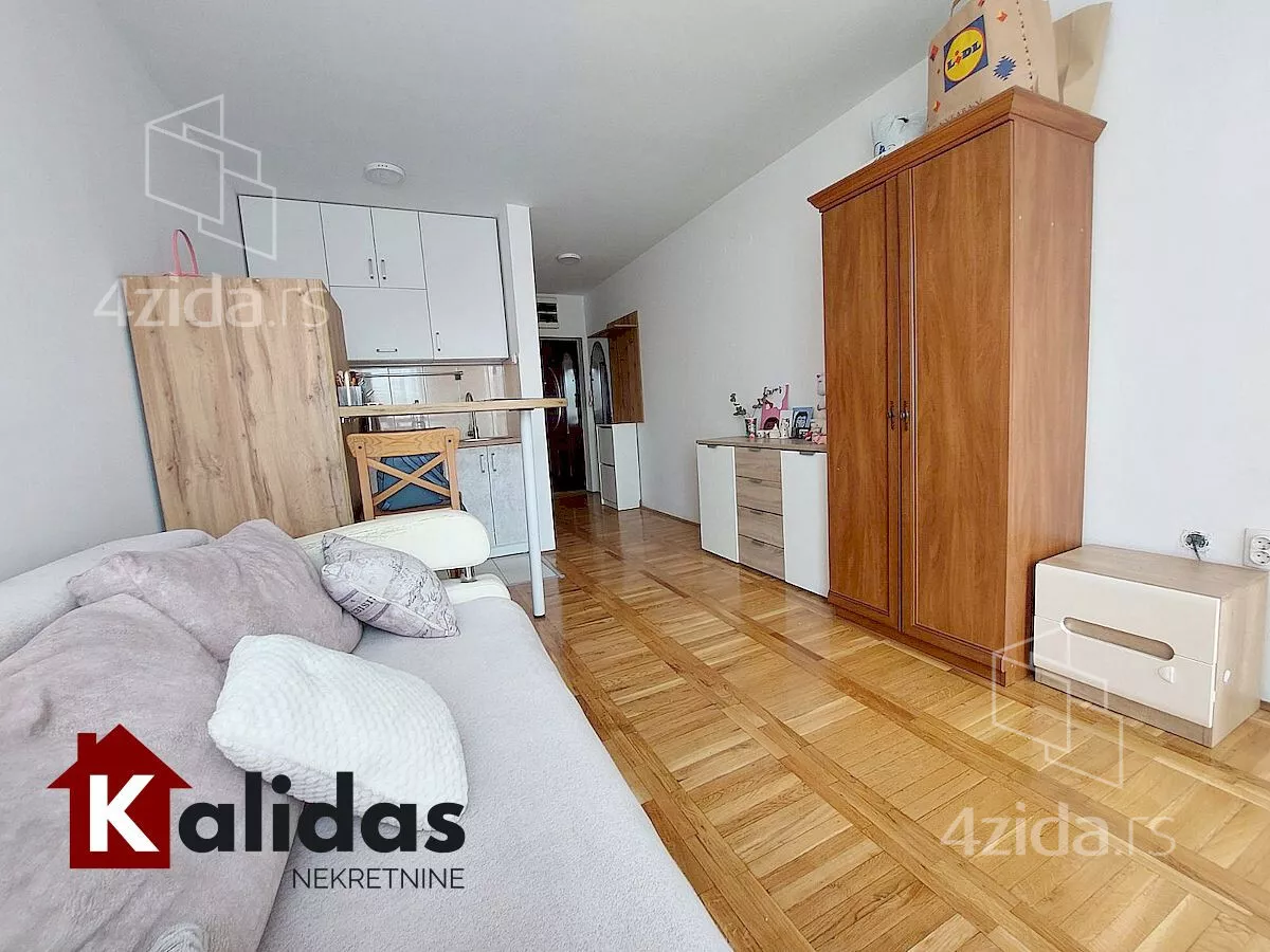 Garsonjera | 4zida