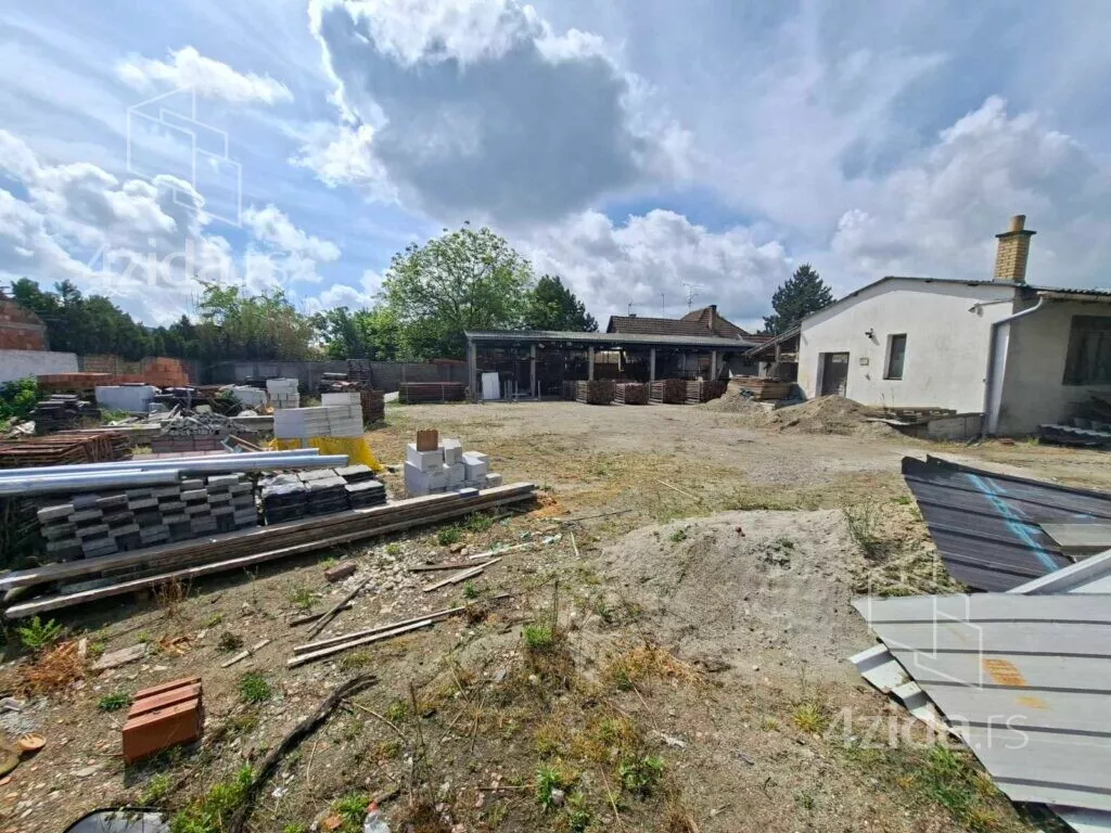 Stovarište | 4zida