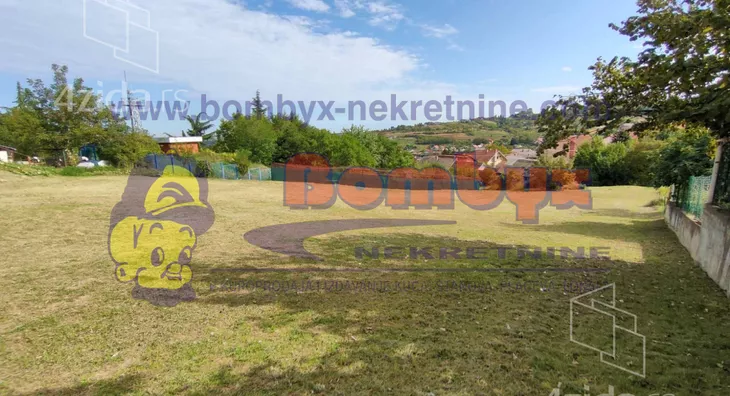 Plac | 4zida