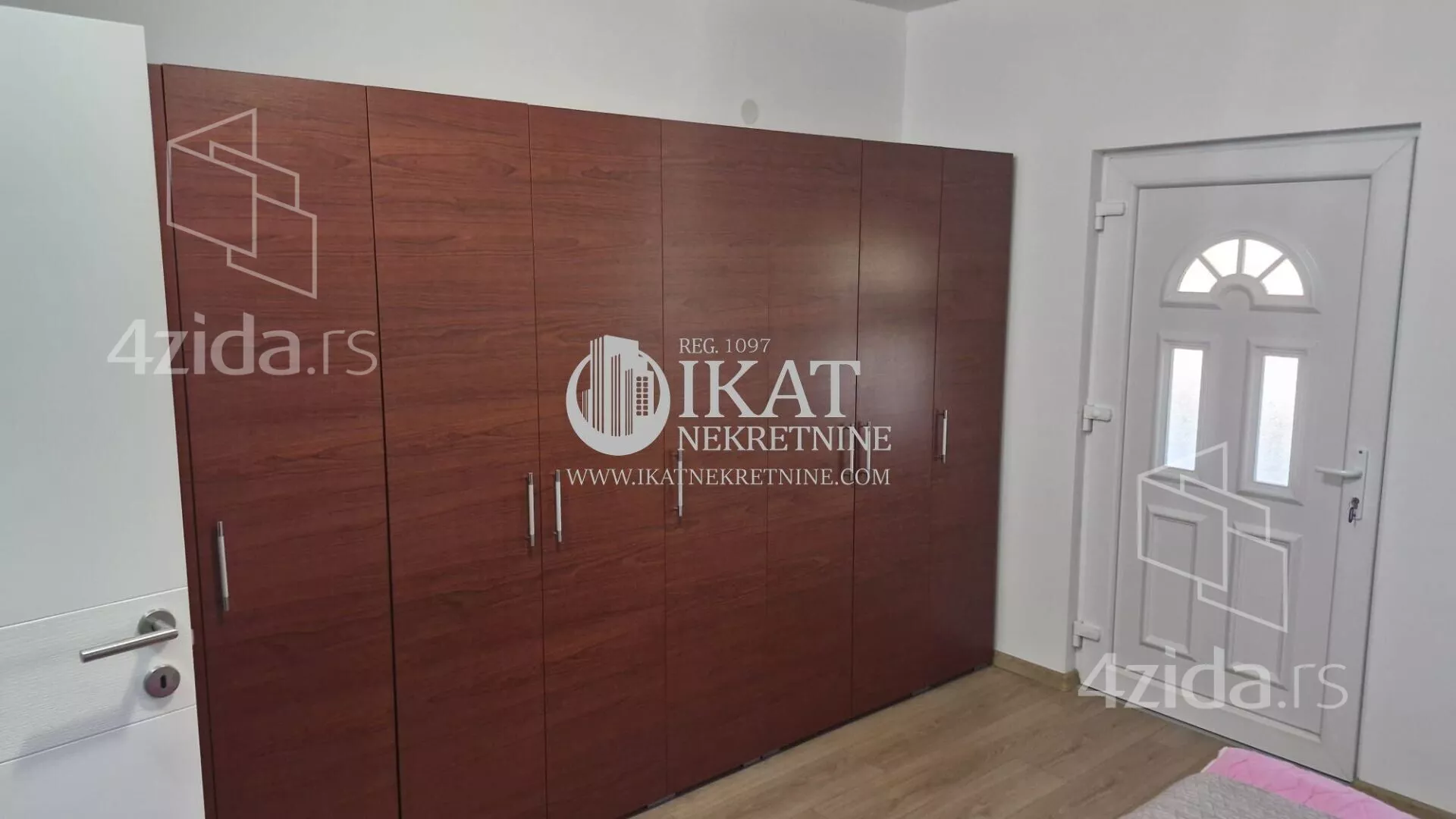 5-etažna kuća | 4zida