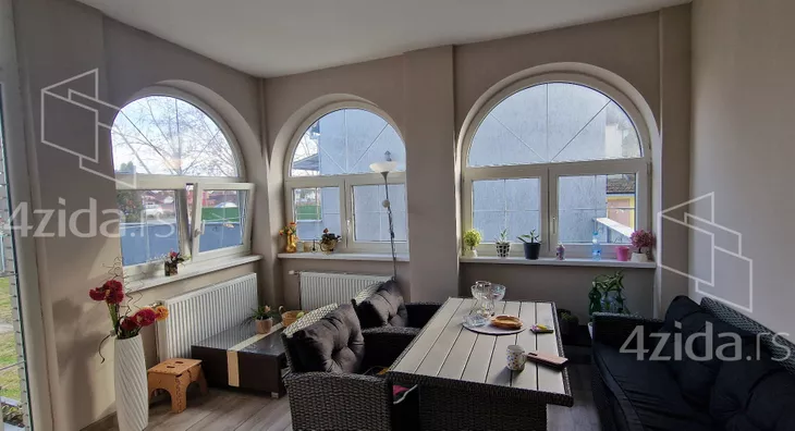 3-etažna kuća | 4zida