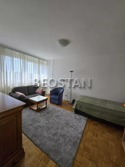 Karađorđev Trg | 4zida.rs