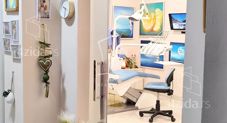 Poslovni prostor | 4zida