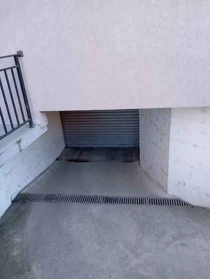 Cetinjska 2 | 4zida.rs