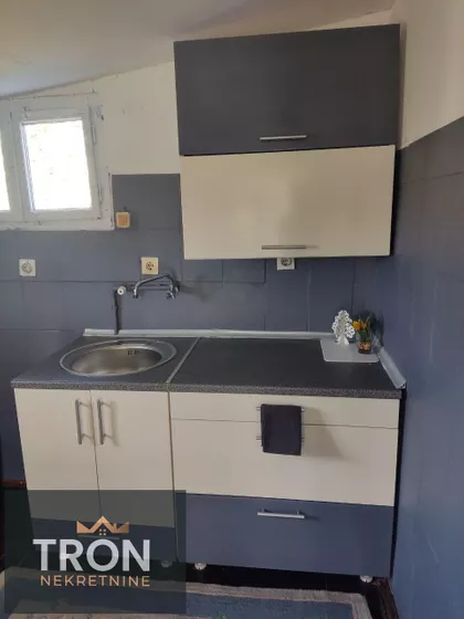 Nemanjina | 4zida.rs