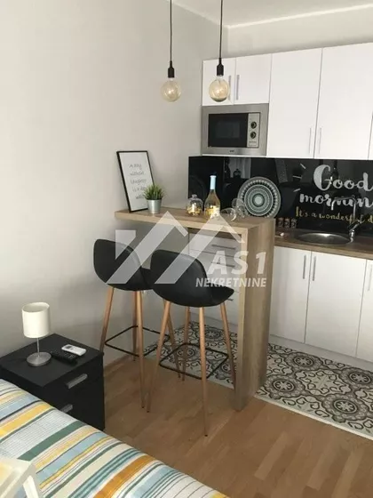 Braće Ribnikar | 4zida.rs