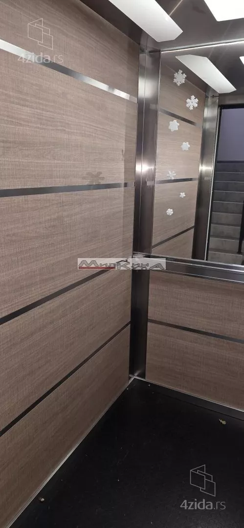 Troiposoban stan | 4zida