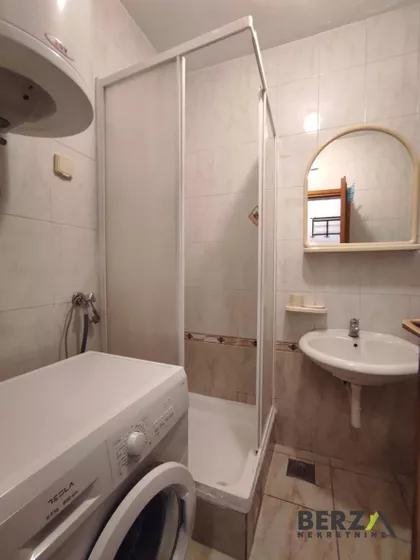 Cara Dušana | 4zida.rs