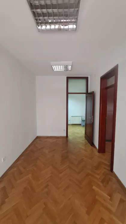 Kalenić pijaca | 4zida.rs
