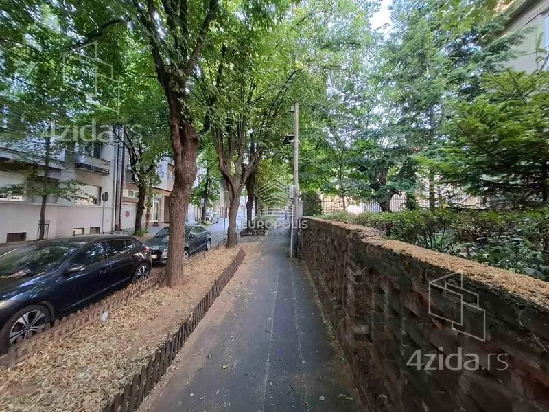 Garaža | 4zida