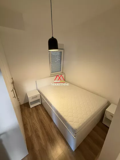 Steva Čuturila | 4zida.rs