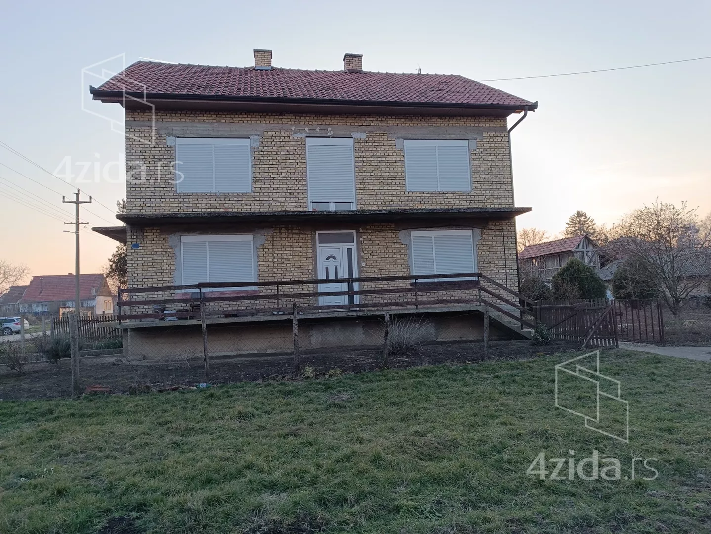 4-etažna kuća | 4zida