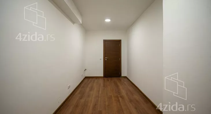 Četvoroiposoban stan | 4zida