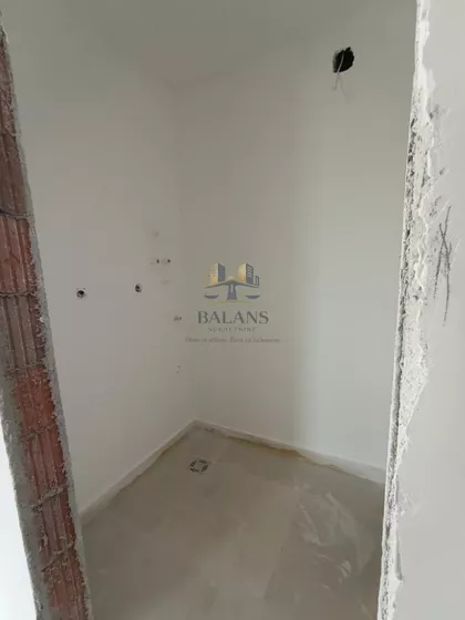 Novi Banovci | 4zida.rs