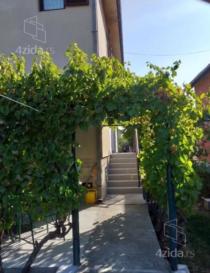 3-etažna kuća | 4zida