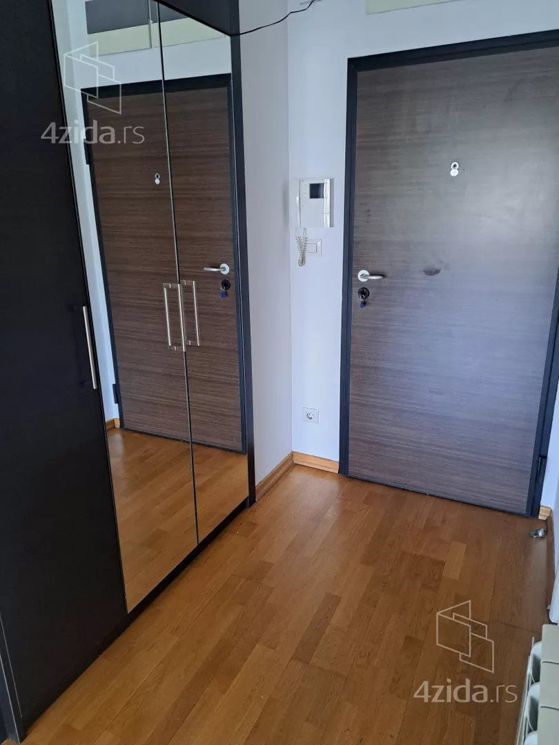 Fotografija stana 7 od 17