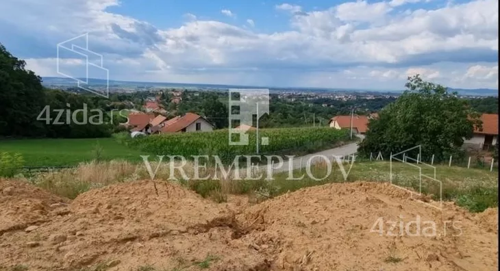 Građevinsko zemljište | 4zida