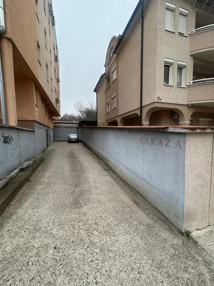 Starine Novaka | 4zida.rs