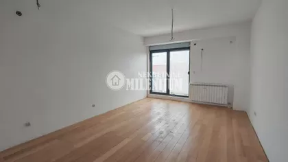 Vojvođanska | 4zida.rs