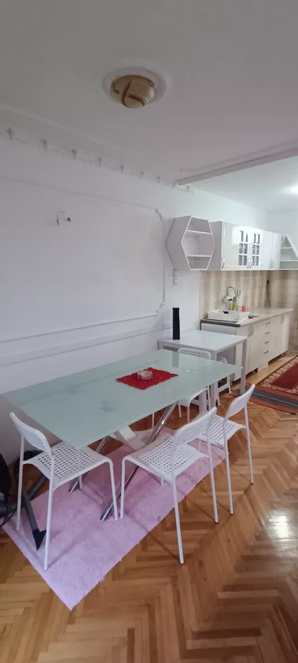 Vizantijski Bulevar 8 | 4zida.rs