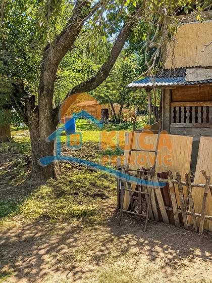 Knežica | 4zida.rs