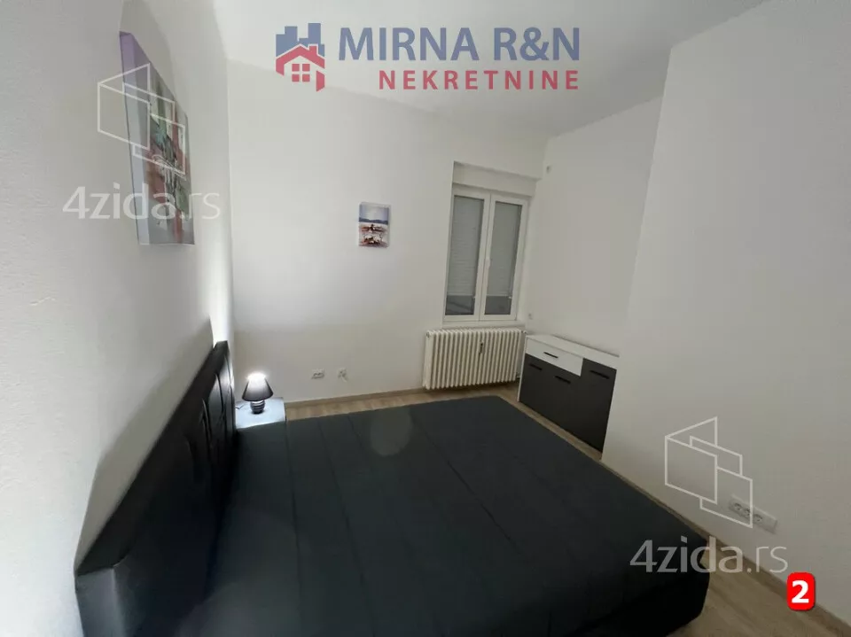 Četvoroiposoban stan | 4zida