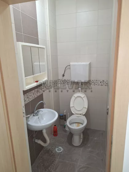 Svetosavska | 4zida.rs