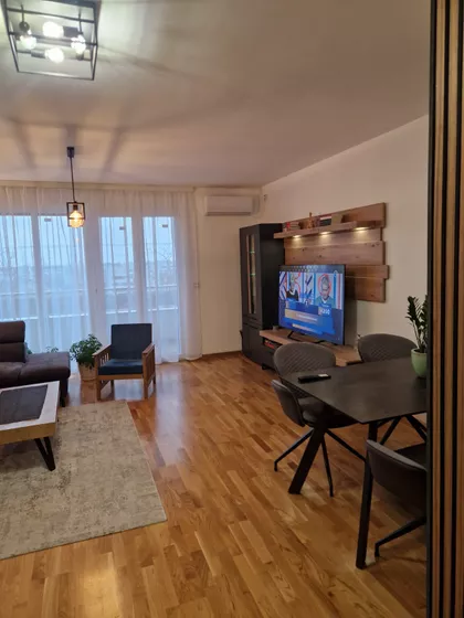 Mažuranićeva | 4zida.rs