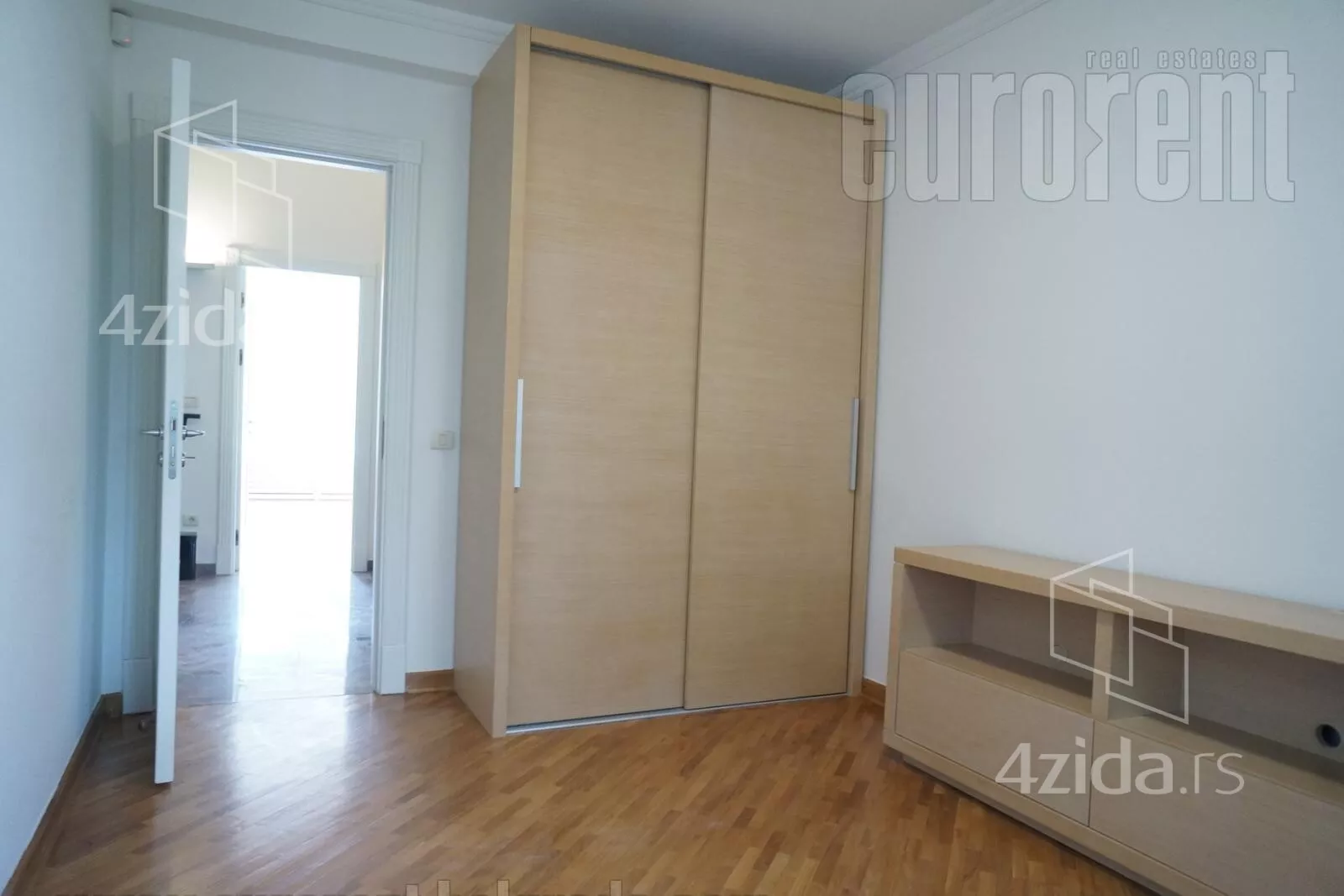 Kancelarija | 4zida