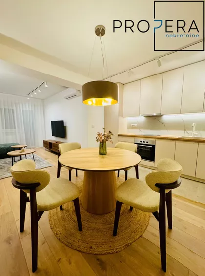 Cara Dušana | 4zida.rs