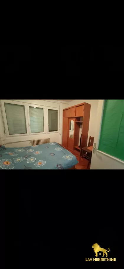 MAKSIMA GORKOG | 4zida.rs