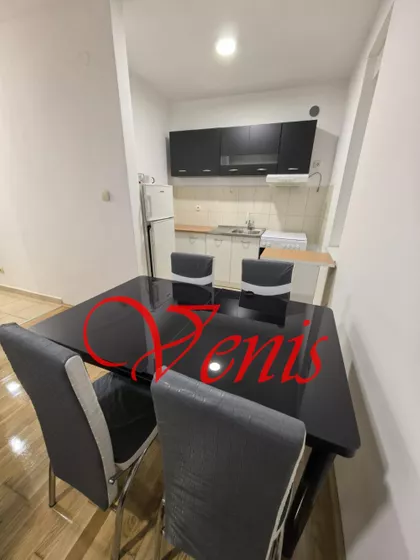 Janka Čmelika | 4zida.rs