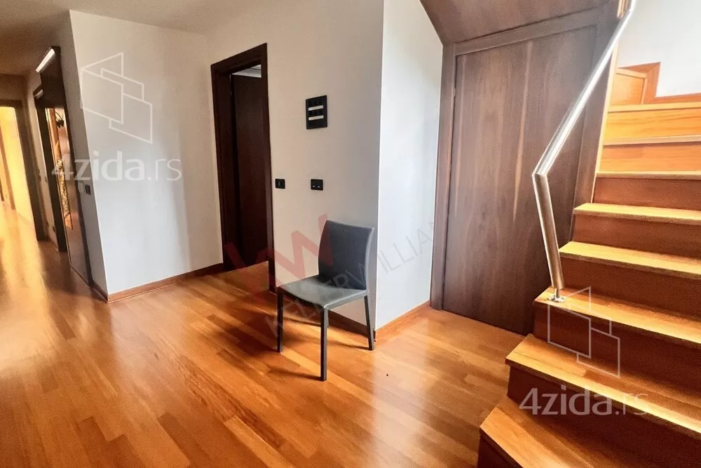 Kancelarija | 4zida