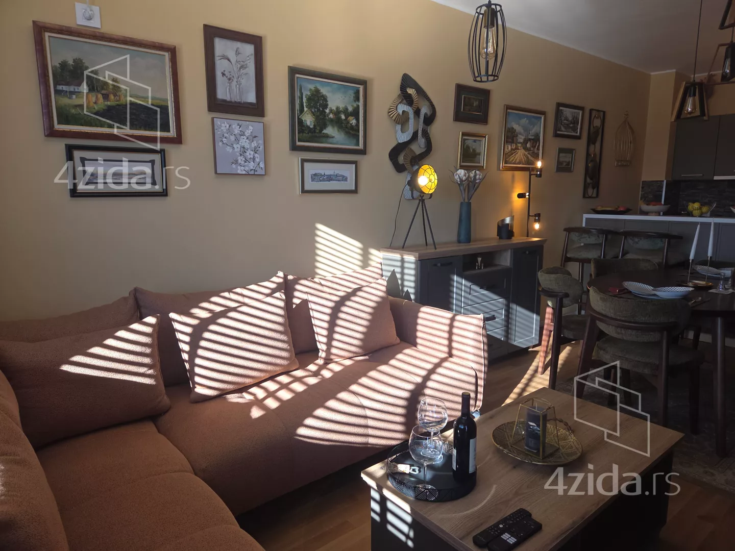 Trosoban stan | 4zida