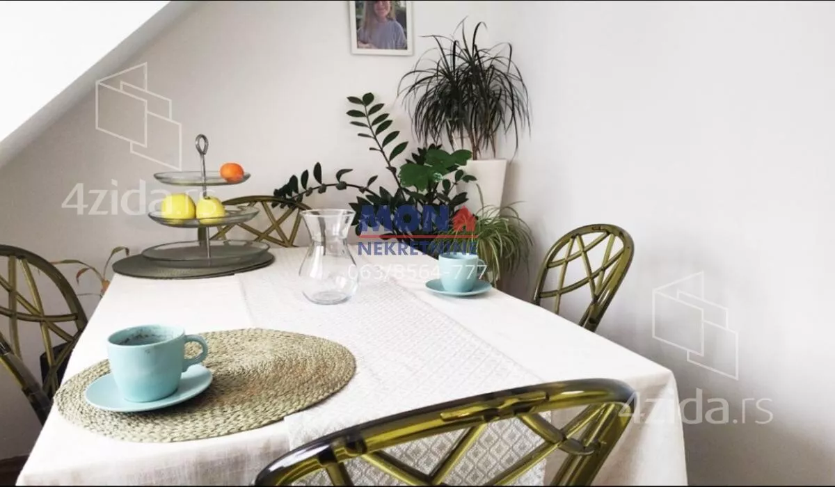 Jednoiposoban stan | 4zida