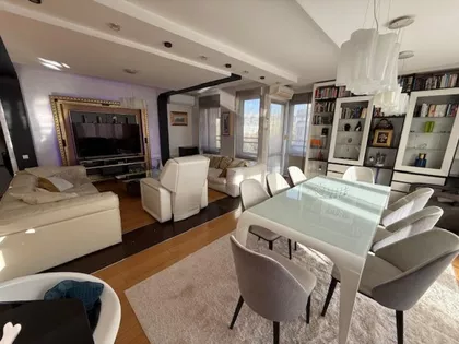 Vladimira Popovića | 4zida.rs