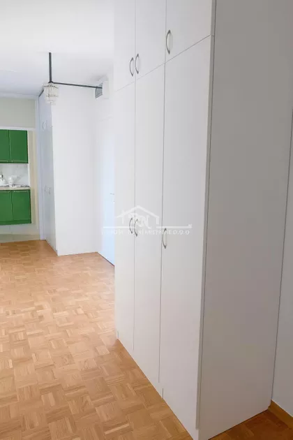 Trgovačka | 4zida.rs
