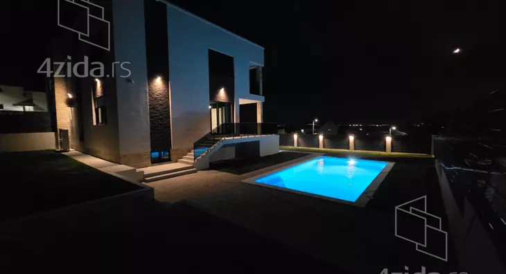 3-etažna kuća | 4zida