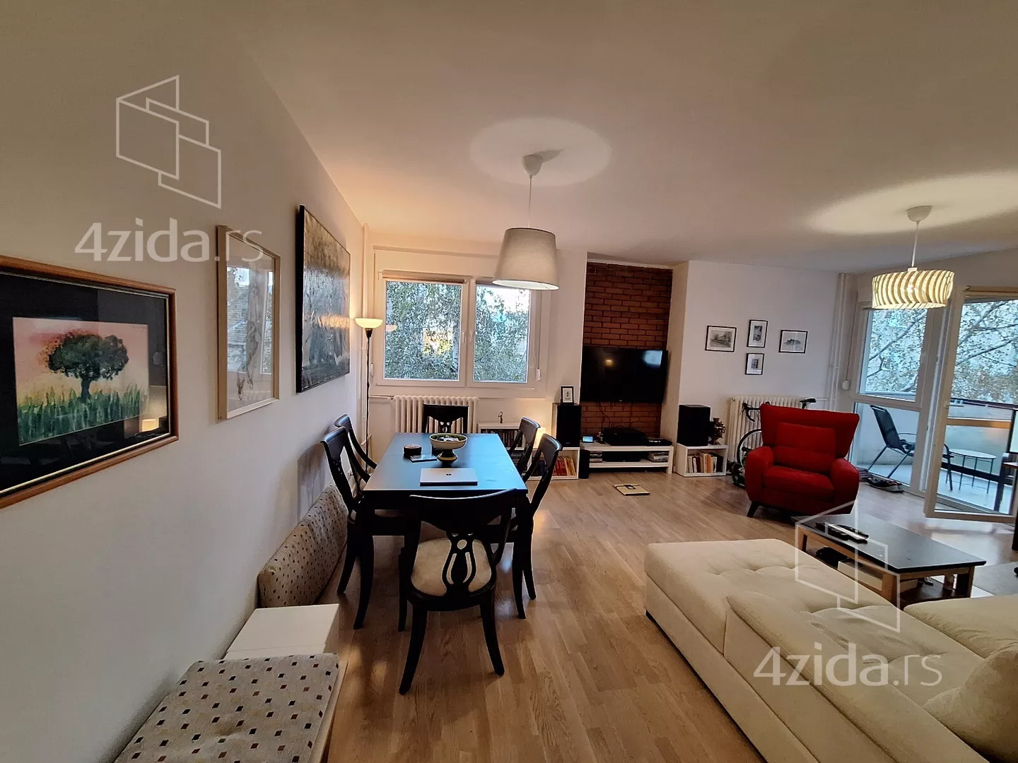 Troiposoban stan | 4zida