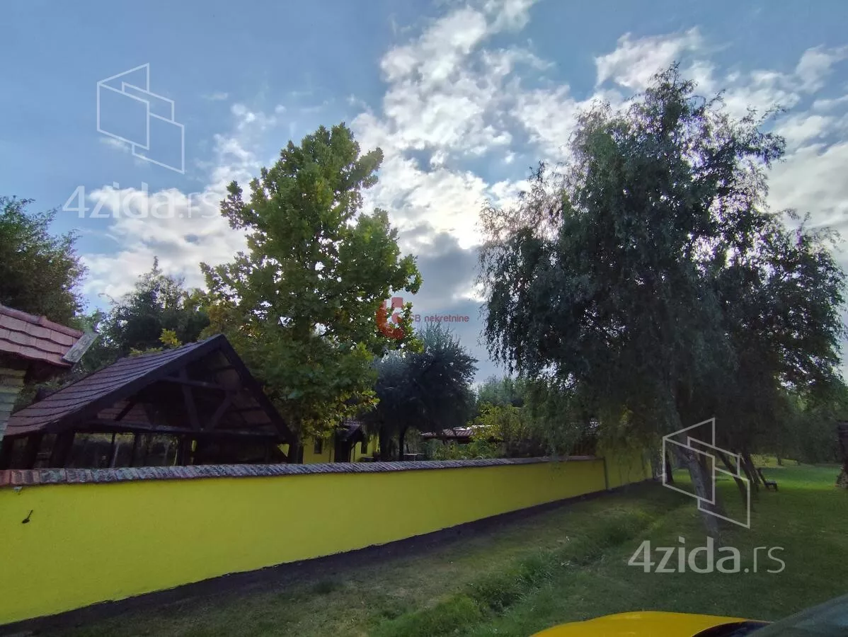 Ugostiteljski objekat | 4zida