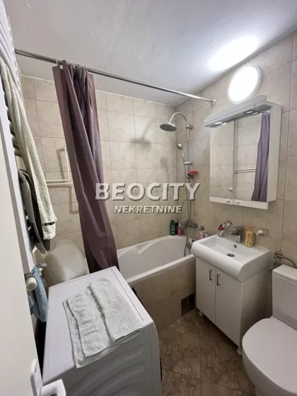 Seljačkih buna | 4zida.rs