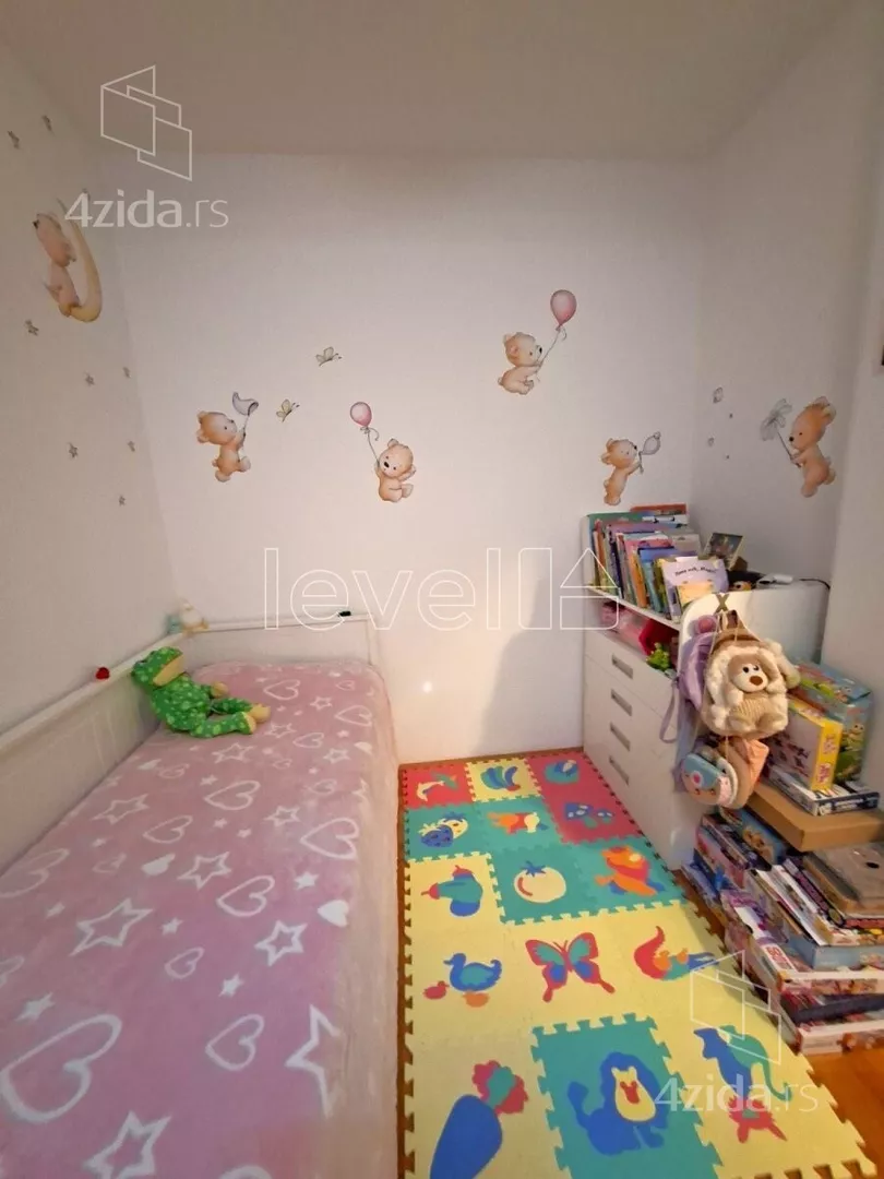 Troiposoban stan | 4zida