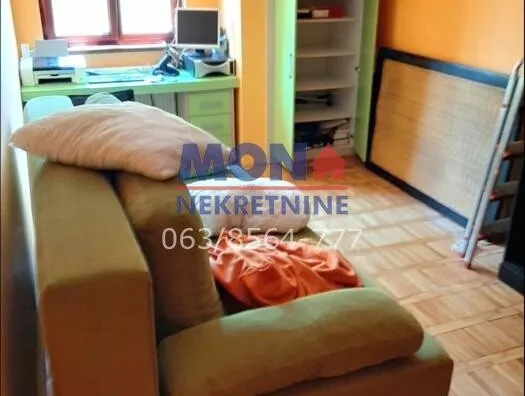 Šestosoban stan | 4zida