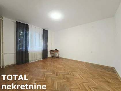 Stan na prodaju · 29 m² · Grbavica, Gradske lokacije, Novi Sad