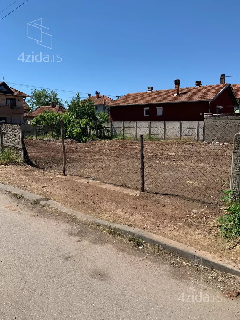 Građevinsko zemljište | 4zida
