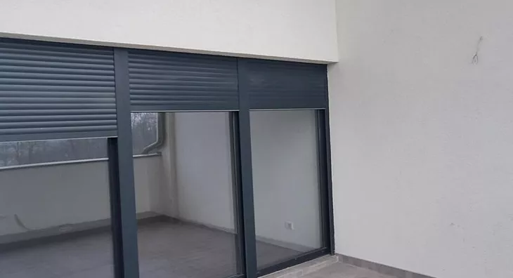 Četvoroiposoban stan | 4zida