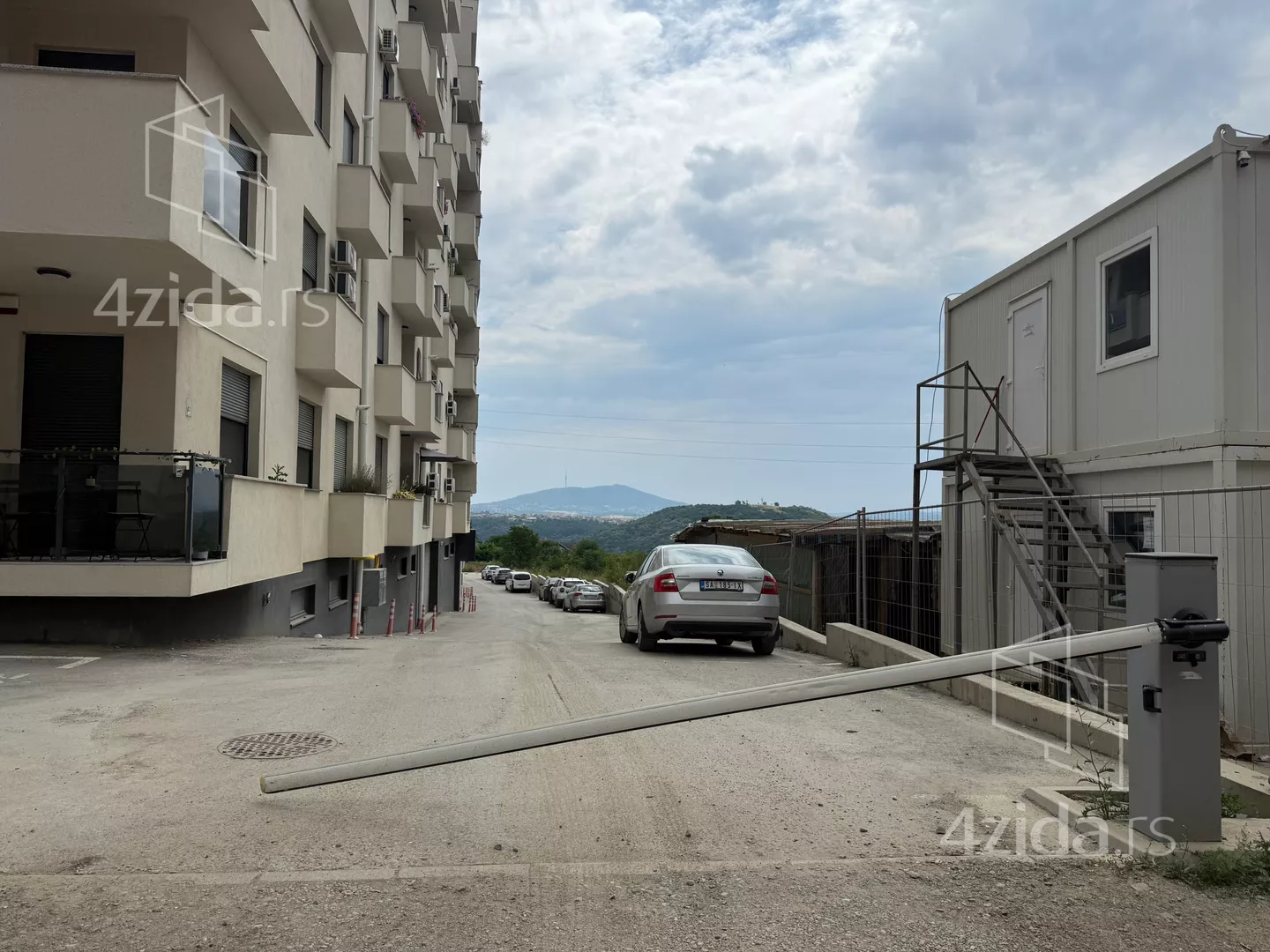 Parking | 4zida