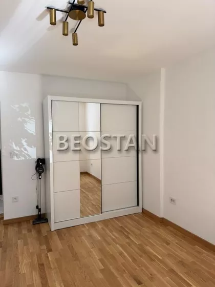 Vrtlarska | 4zida.rs